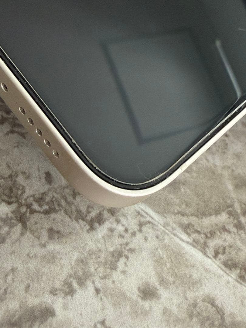 iPhone13 SIMフリー 128GB スターライト