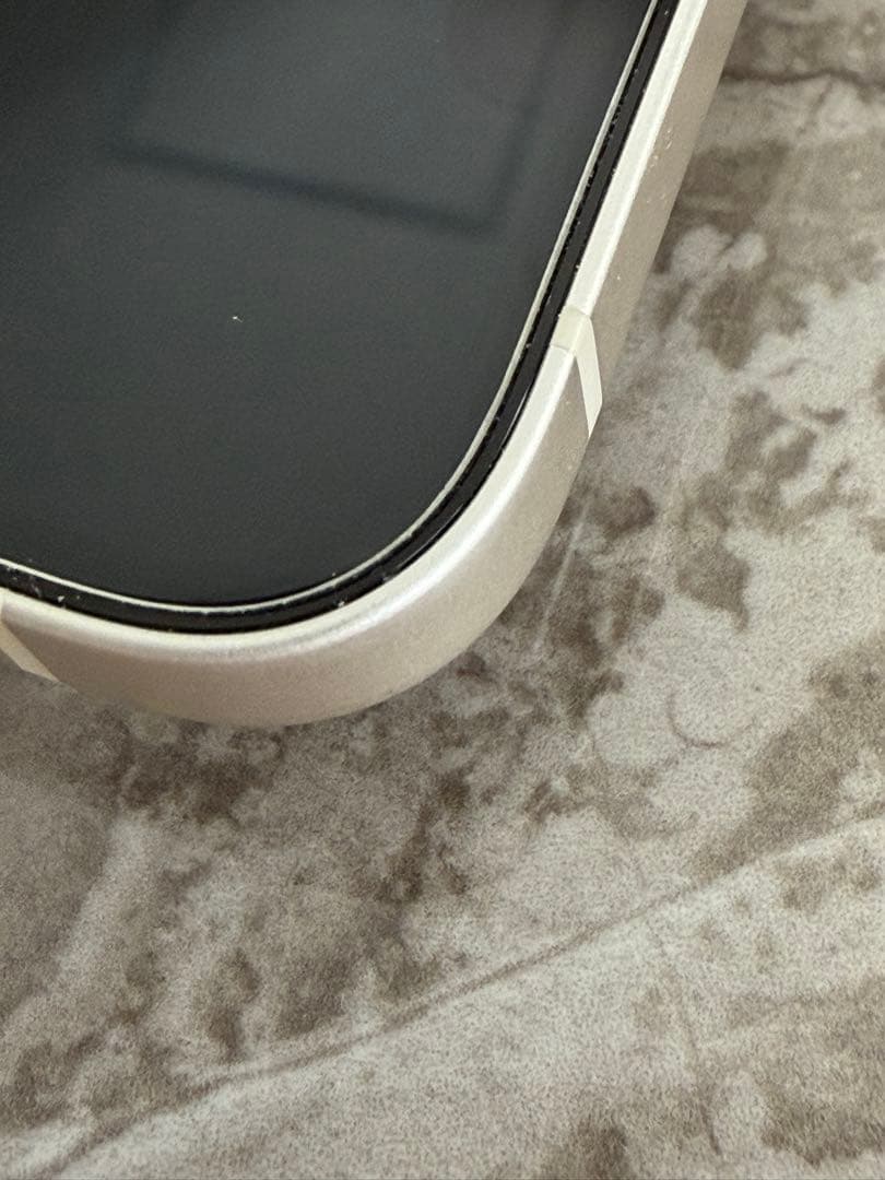 iPhone13 SIMフリー 128GB スターライト