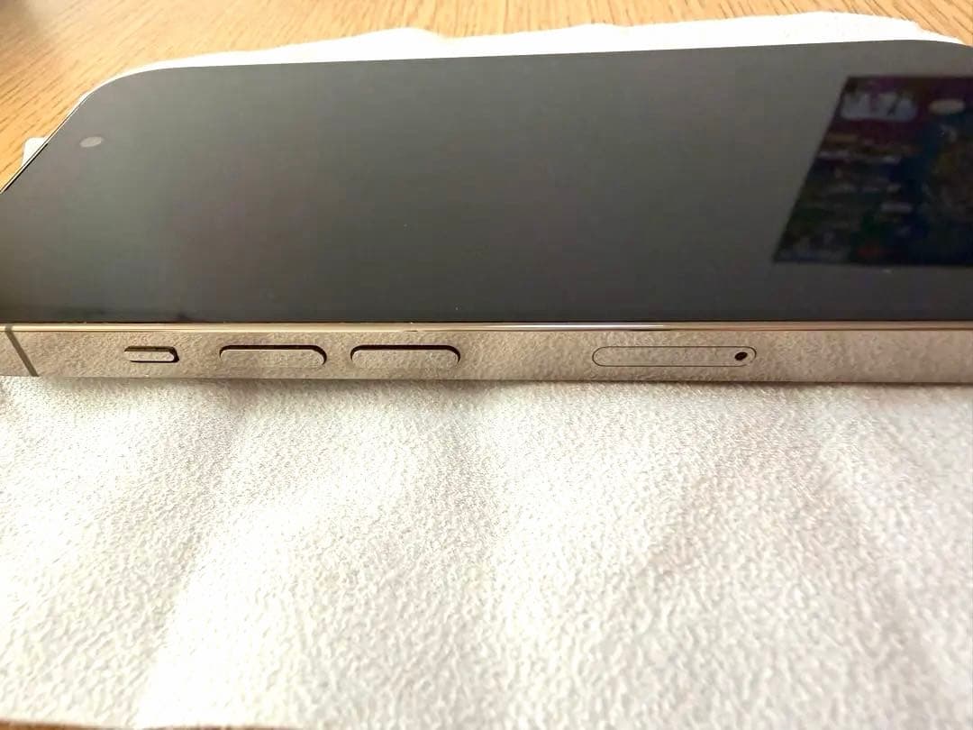 ★美品★ iPhone 14 Pro 本体　箱あり