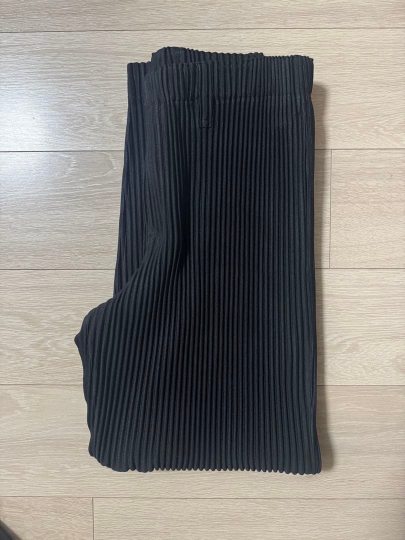 HOMME PLISSÉ ISSEY MIYAKE BASICS PANTS