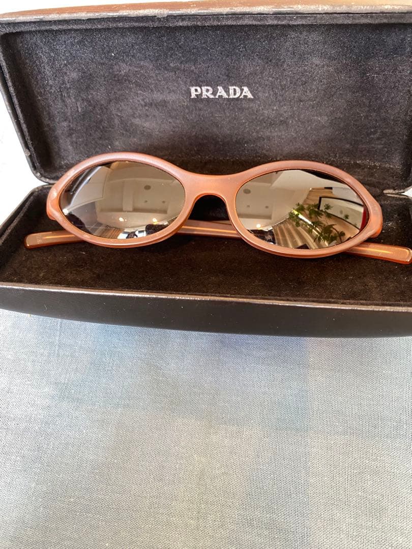 【美品】PRADA プラダ サングラス イタリア製 SPR03A おまけケース付