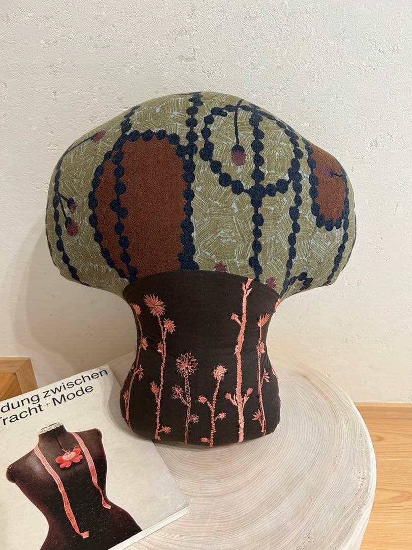 ミナペルホネン　きのこクッション