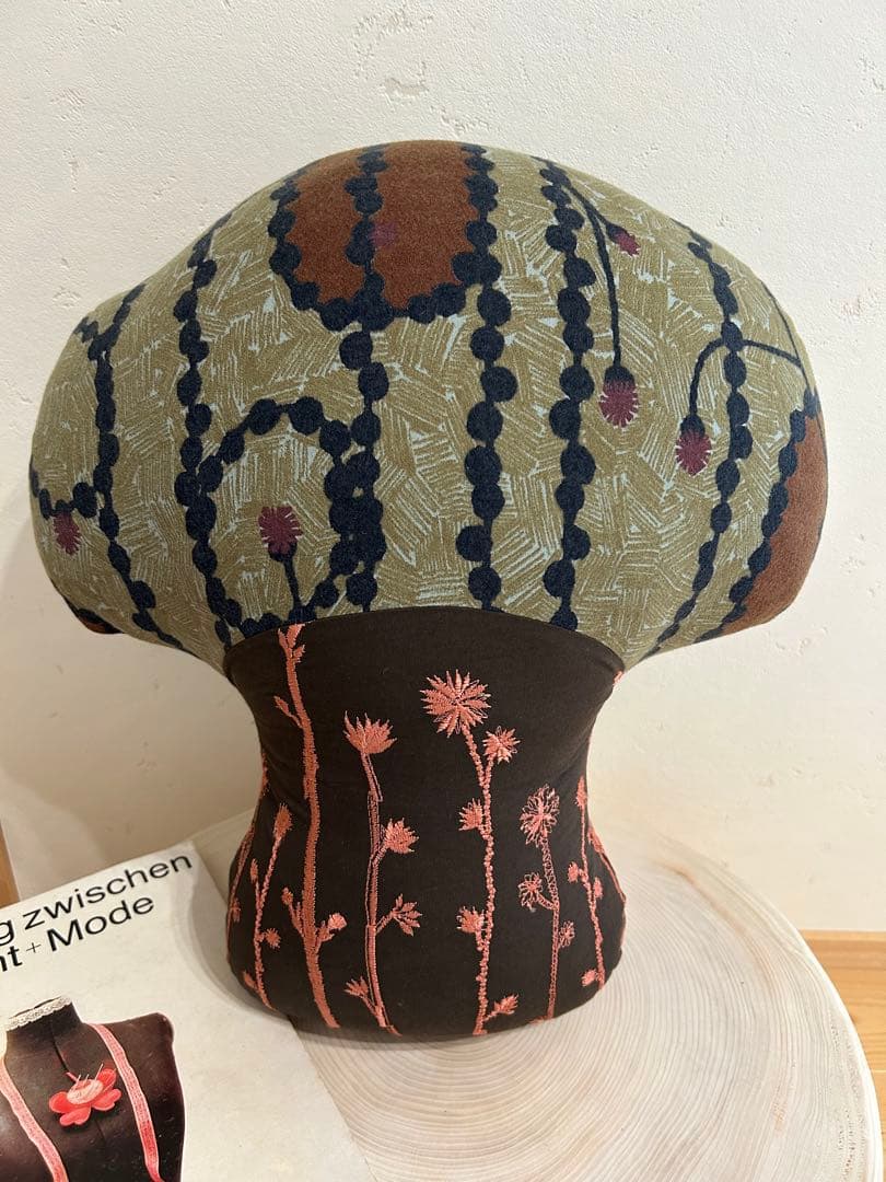 ミナペルホネン　きのこクッション