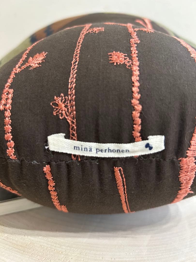 ミナペルホネン　きのこクッション