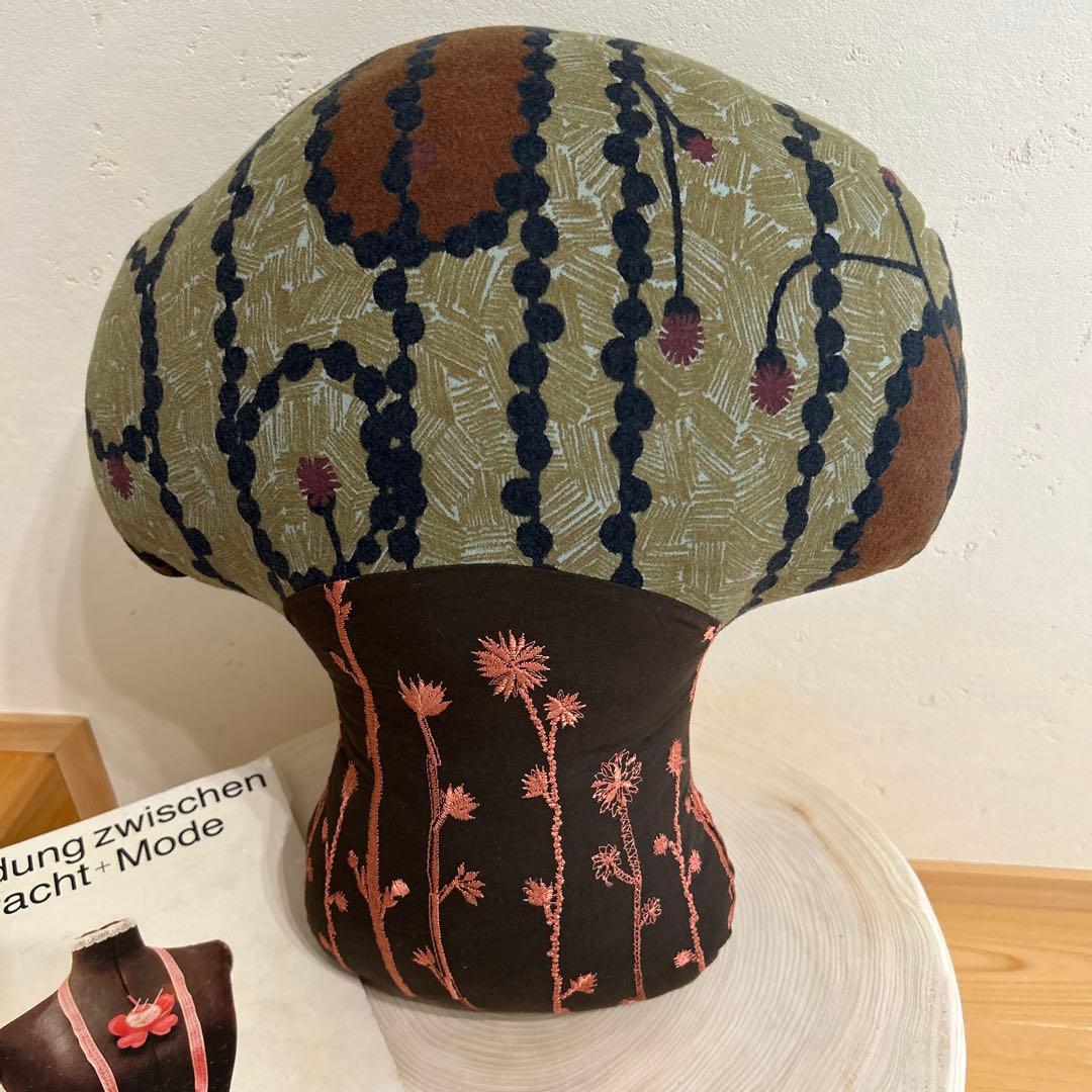 ミナペルホネン　きのこクッション