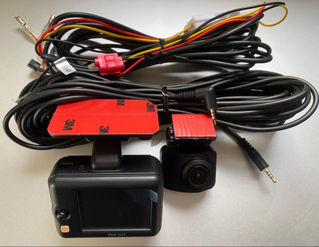 コムテックZDR043 ドライブレコーダー　＋駐車監視コード付き