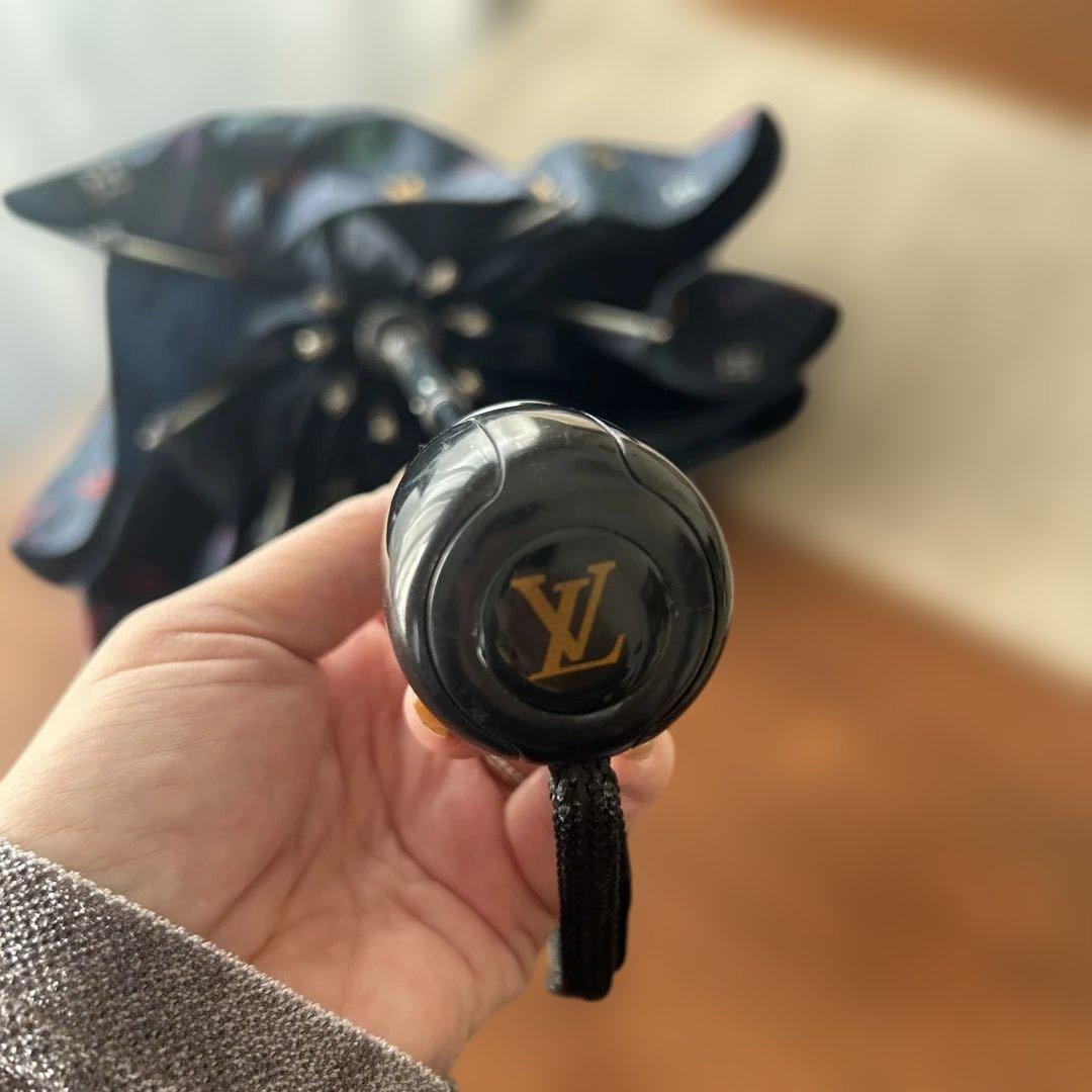 【Louis Vuitton 】希少　ジャンク品折りたたみ傘 LV ルイヴィトン