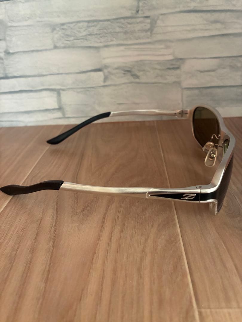 遮光サングラス　ゼクー　ドリオ