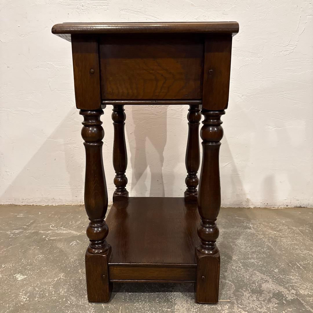 ヴィンテージ　ドロワーサイドテーブル　ベッドサイドテーブル