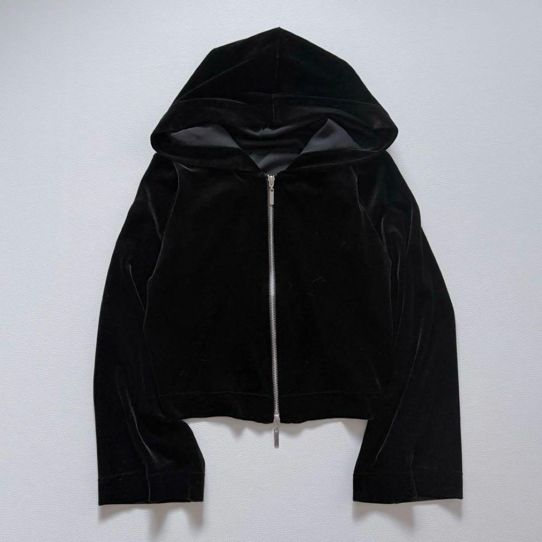 美品✨デイジーリンフォクシー　ロゴ入り　ベロアパーカー　フレアスリーブ　黒　38