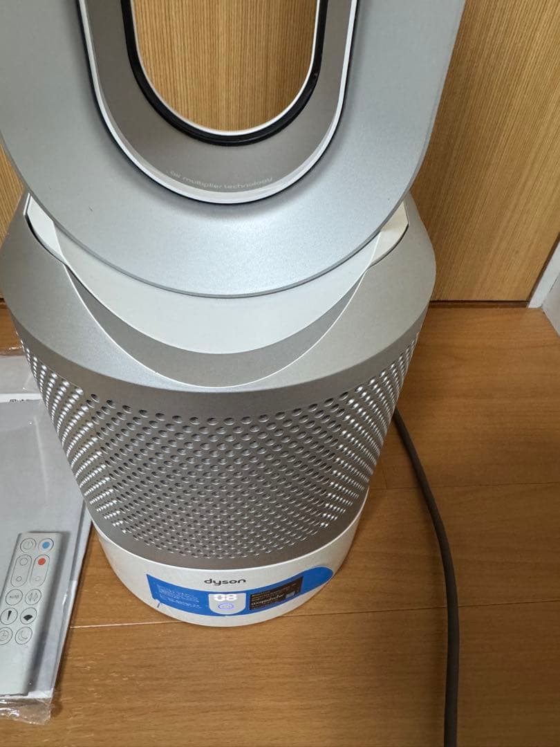 Dyson ダイソン　HOT+COOL HP03 空気清浄機能付ファンヒーター