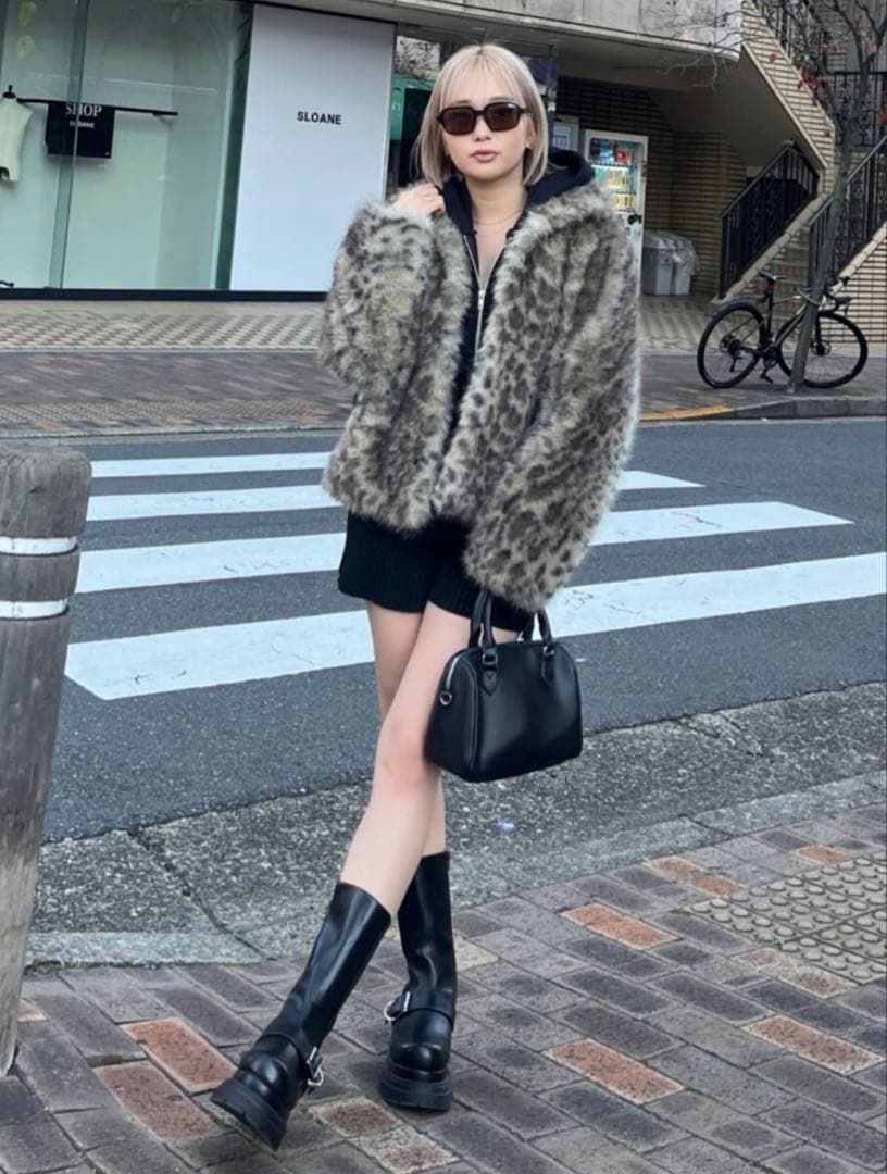 レオパードフェイクファーコート　MURUA