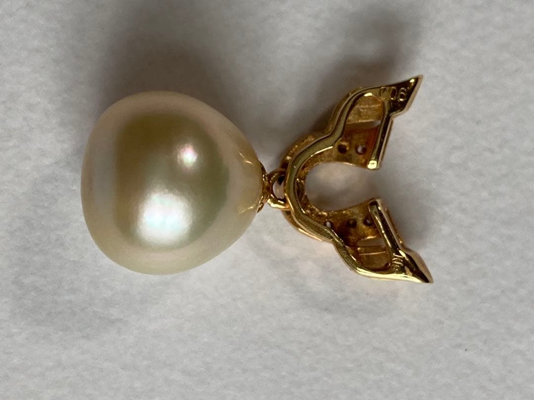 ペンダントトップ　パール　k18 ダイヤモンド