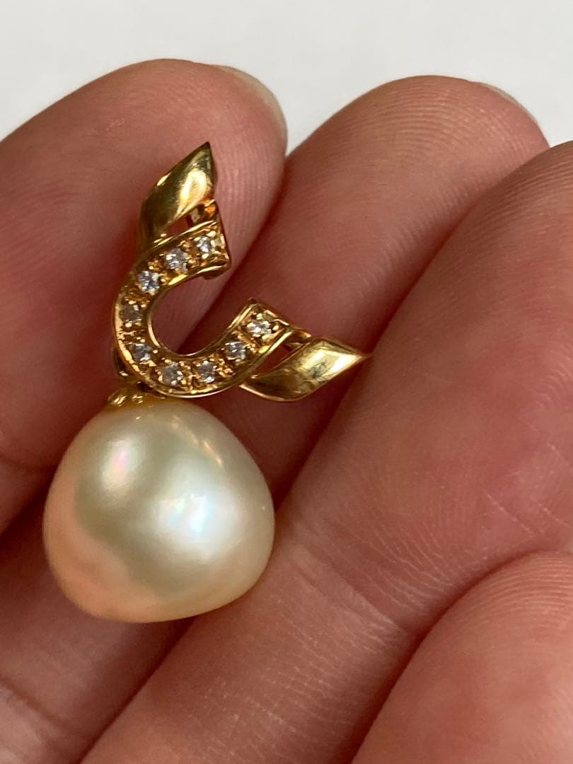 ペンダントトップ　パール　k18 ダイヤモンド