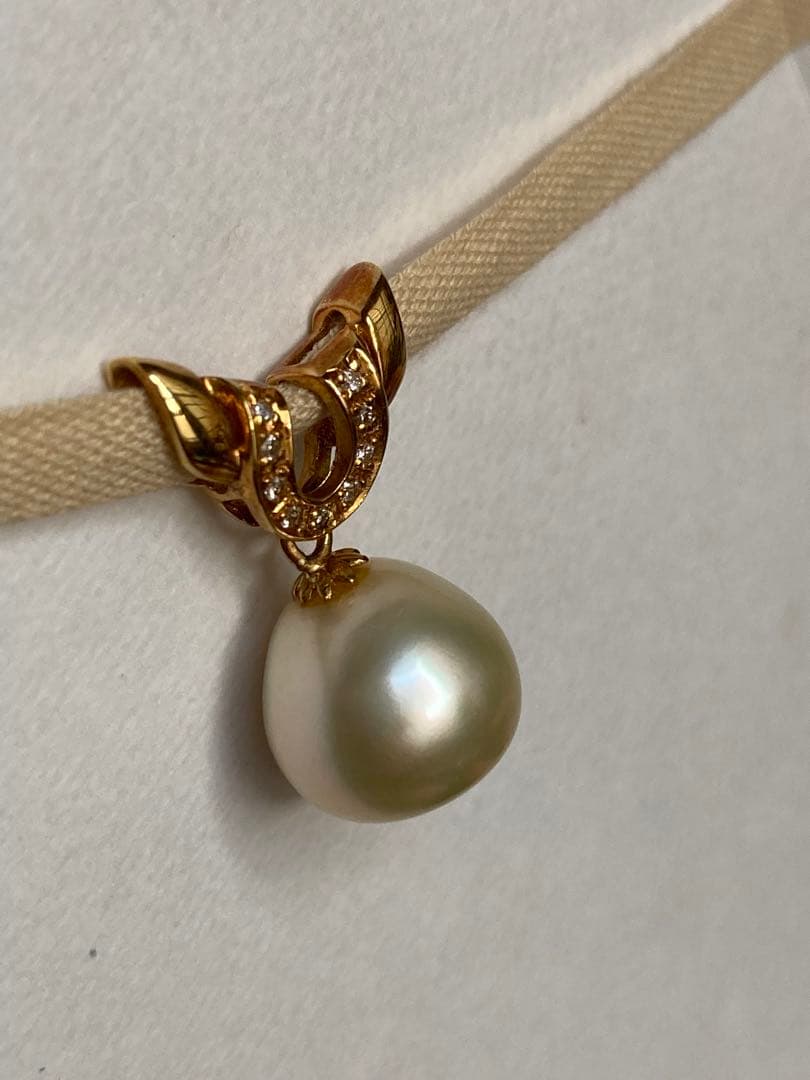 ペンダントトップ　パール　k18 ダイヤモンド