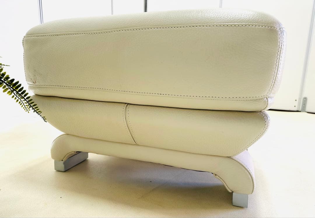 IDC大塚家具 オットマン 本革 美品