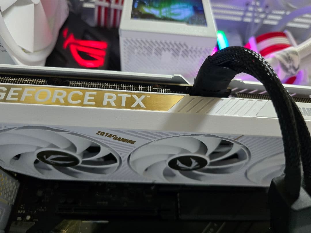 グラフィックボード・グラボ・ビデオカード ZOTAC GAMING GeForce RTX 5070
