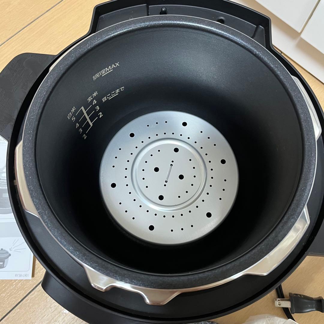 【R32】Panasonic 電気圧力鍋 SR-MP300 ブラック