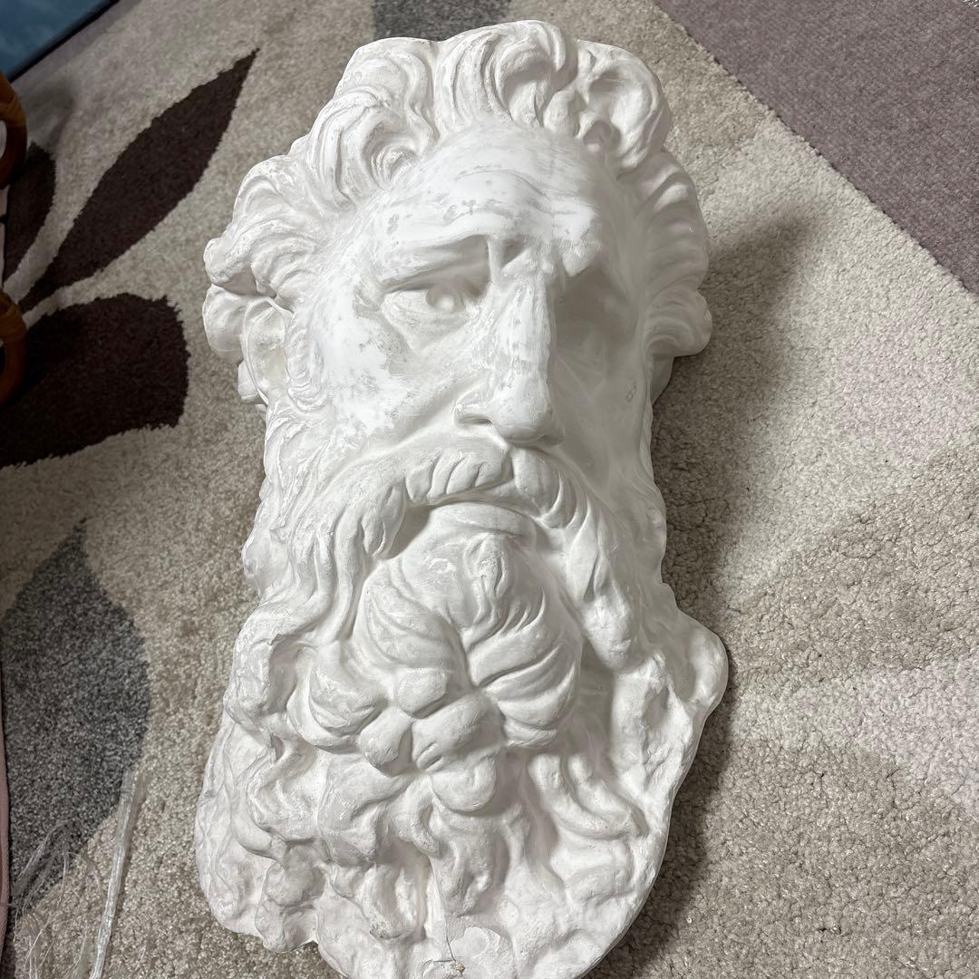 石膏像　チグリス大顔面　デッサン