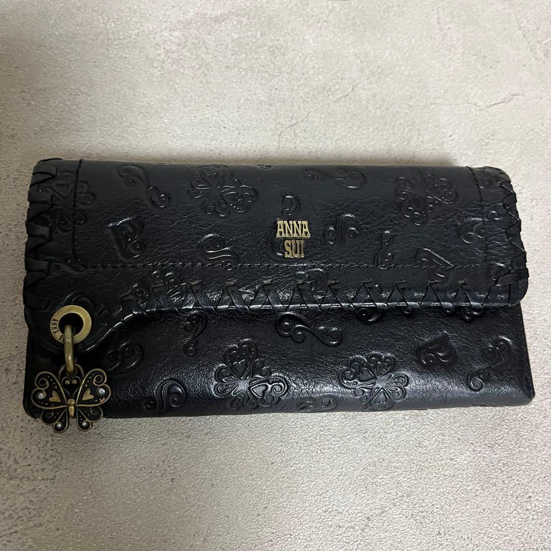 ANNA SUI アナスイ　がま口付き　ブラック　エンボス加工 長財布
