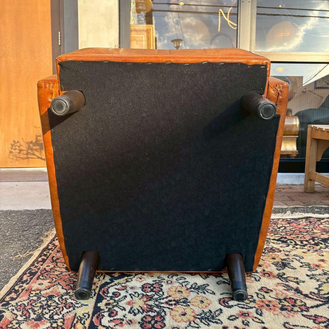 ビンテージ　レザーチェア　木製アームレスト　応接セット 2/2