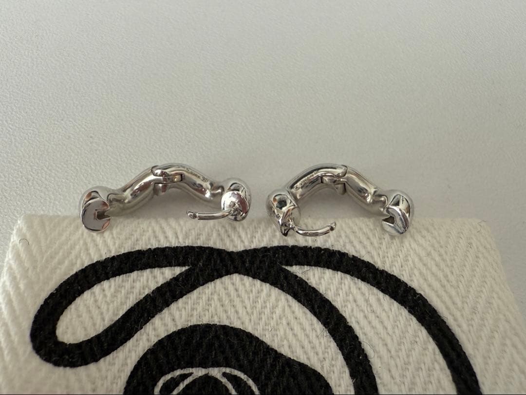 アクセサリー charlotte chesnais Petit Wave Earrings