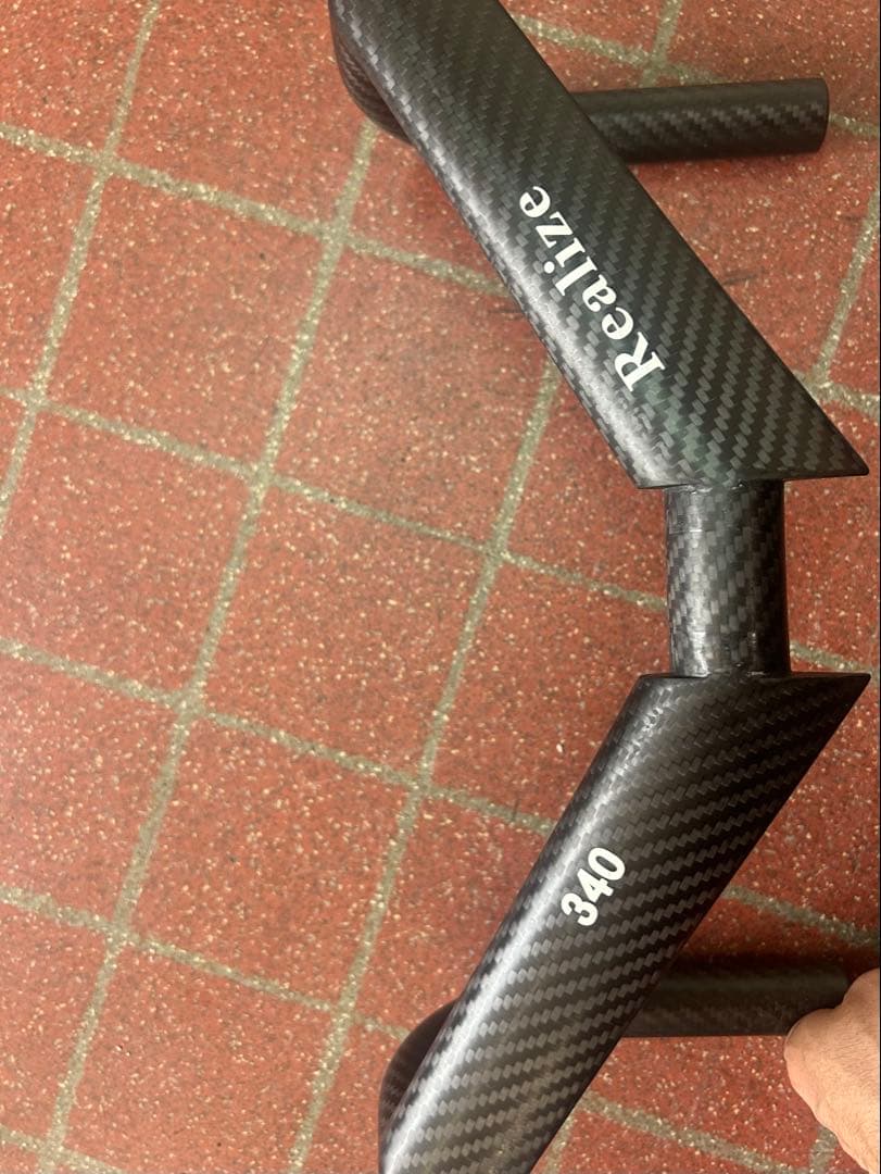 Realize 340 カーボンハンドル