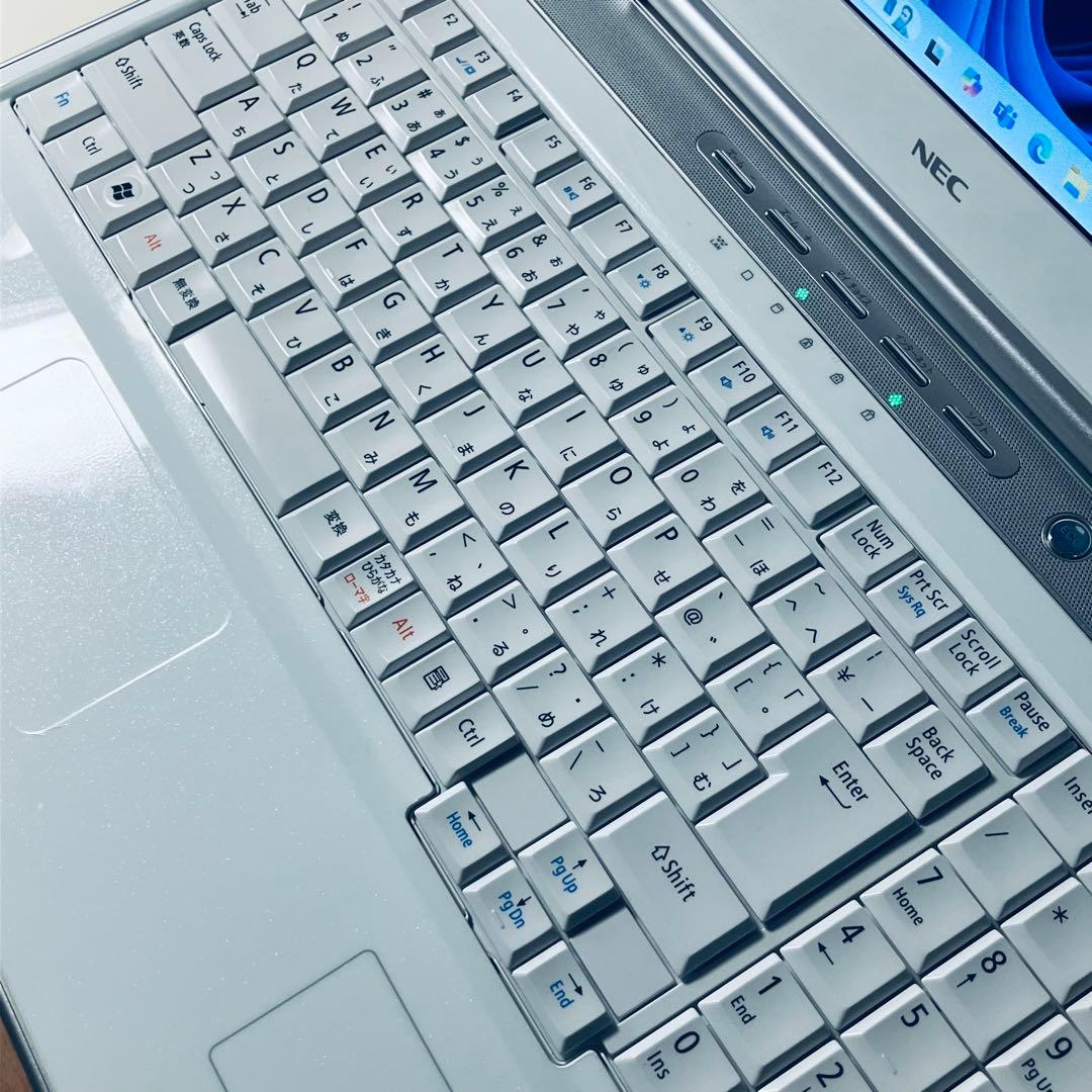 【チャミ様】NEC LaVie Windows 11 ノートPC
