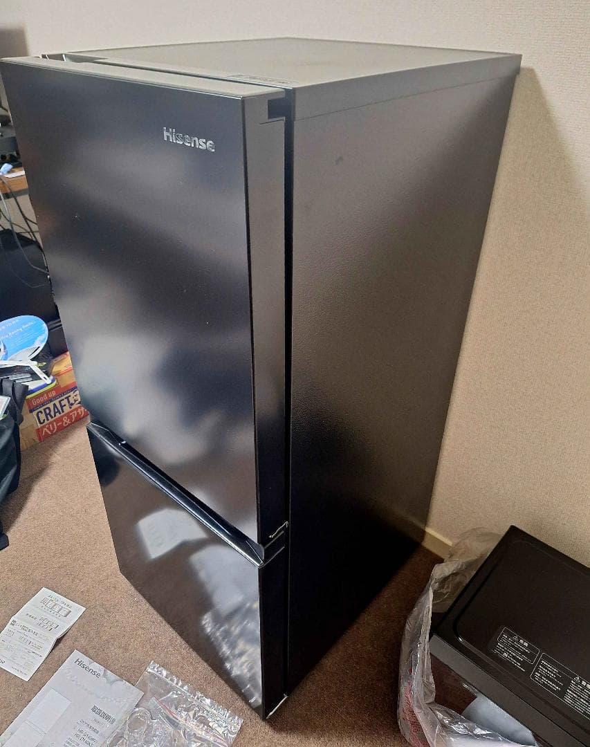 【新品未使用】2025年冷蔵庫135L HR-D140KB【黒】