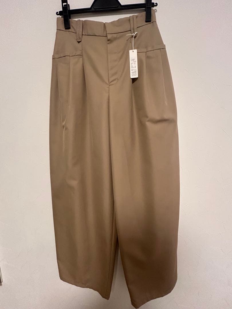 新品未使用タグ付T. japan tuck chino pants-38ベージュ