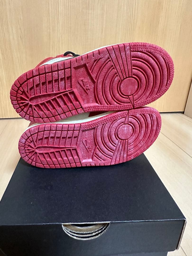 ジョーダン1シカゴ　 “Lost and Found”キッズ
