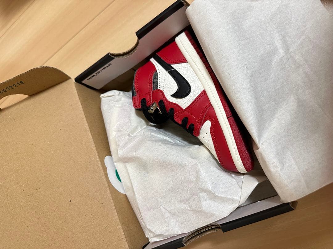 ジョーダン1シカゴ　 “Lost and Found”キッズ