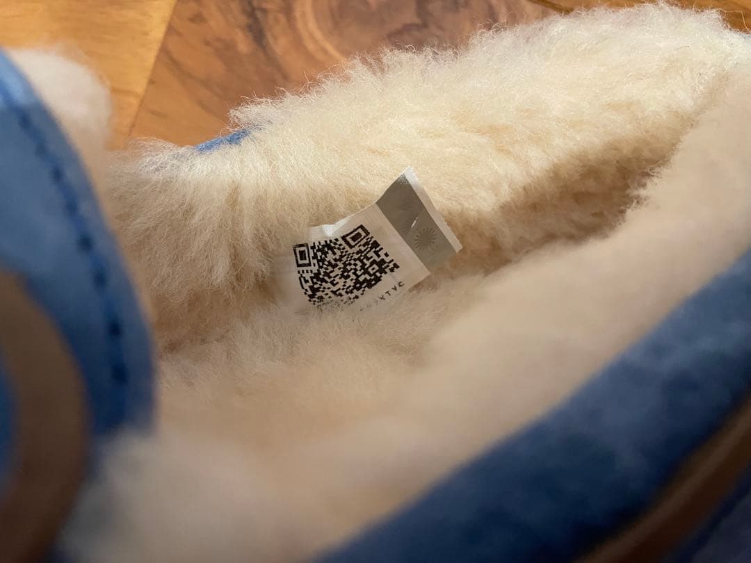 UGG ムートンモカシン　ダコタ　23センチ