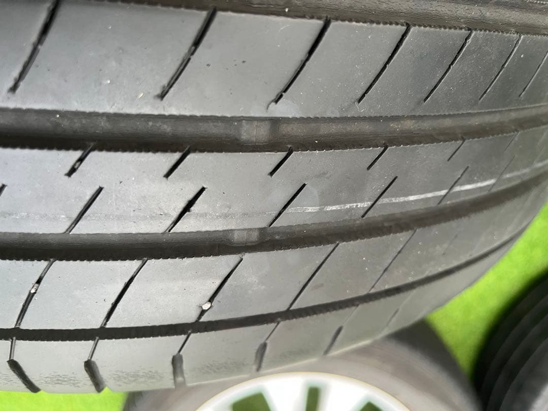 トヨタ純正ホイール&タイヤセット入荷！