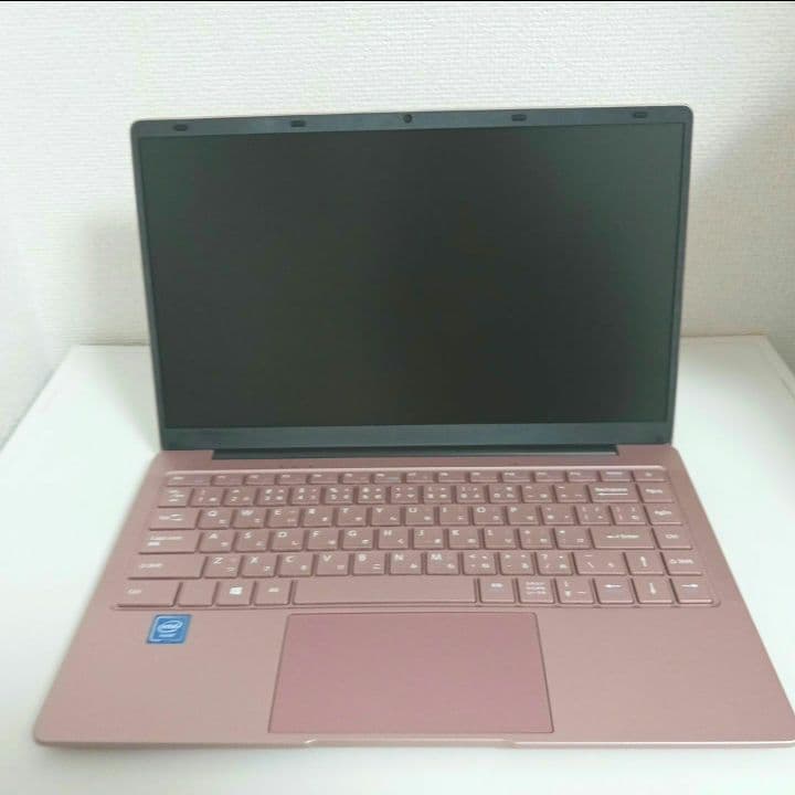 Windows11 Pro 14型液晶 Intel Celer　パソコン　ピンク