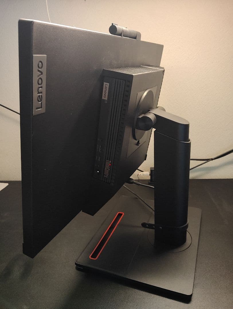 Windowsデスクトップ Thinkcentre tiny m75q ryzen 7 + TiO 22\"