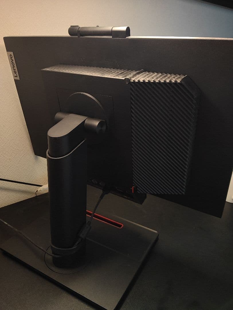 Windowsデスクトップ Thinkcentre tiny m75q ryzen 7 + TiO 22\"