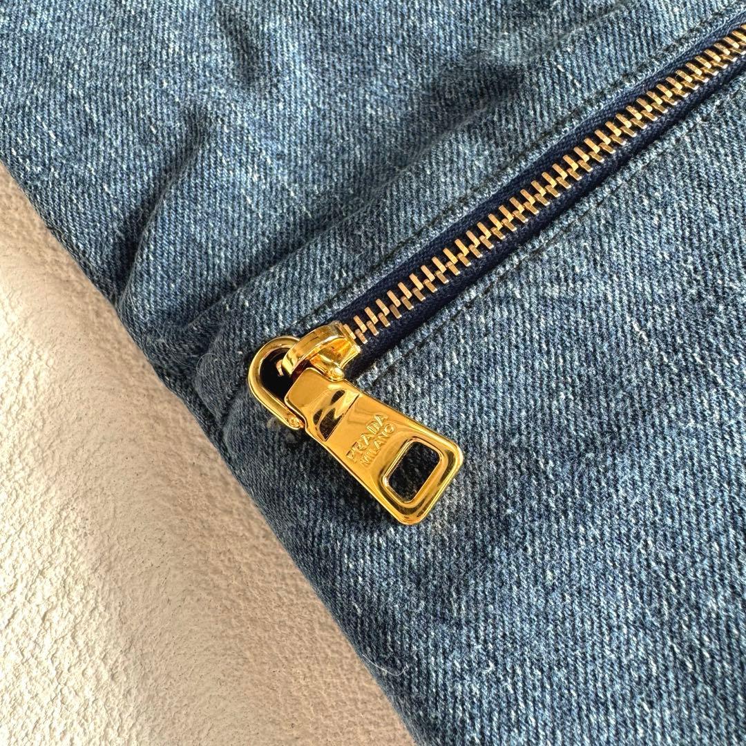 PRADA プラダ デニム 刺繍 クラッチバッグ マルチポーチ フラワー