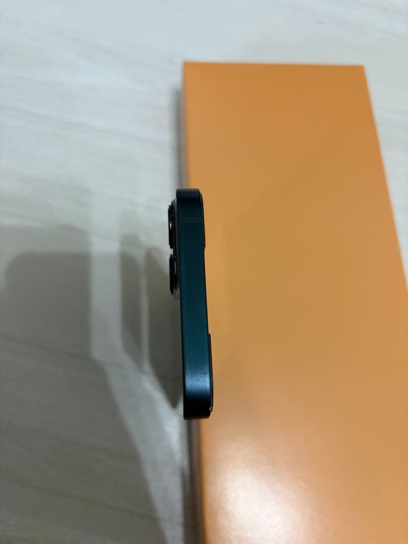 iPhone 13 ミッドナイト128GB SIMフリー 本体