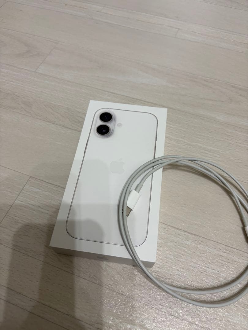 iPhone 13 ミッドナイト128GB SIMフリー 本体