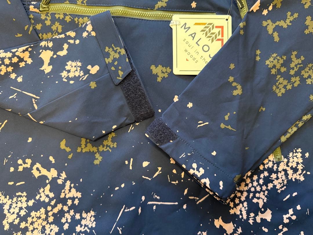 【新品未使用】マローヤ　maloja スキー　スノーボード　ウェア　アウター