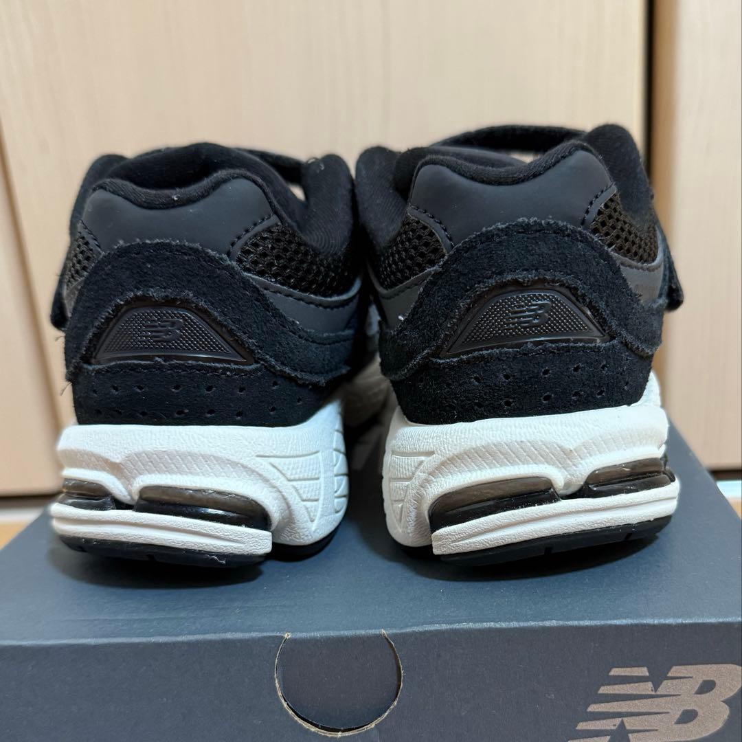 【 新品未使用 】ニューバランス PV2002BK 17 ブラック キッズ 黒