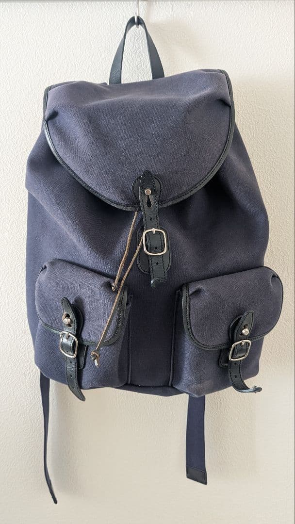 バッグ BILLINGHAM CARLTON-RUCKSACK NAVY