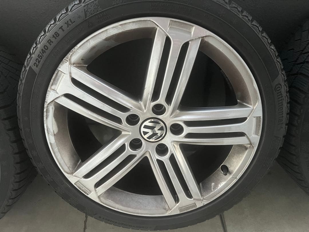 Volkswagen 225/40 R18 ホイールスタッドレスセット(4/4)