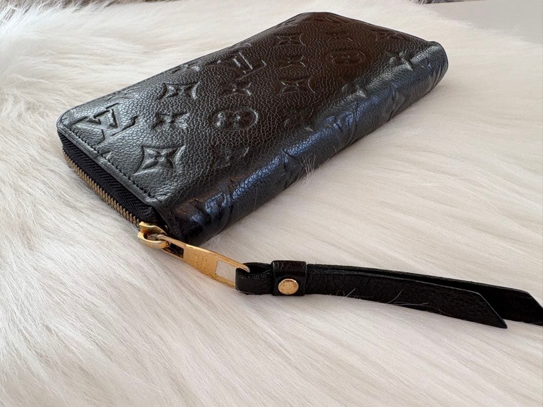 ルイヴィトン ジッピーウォレット モノグラム アンプラント ノワール