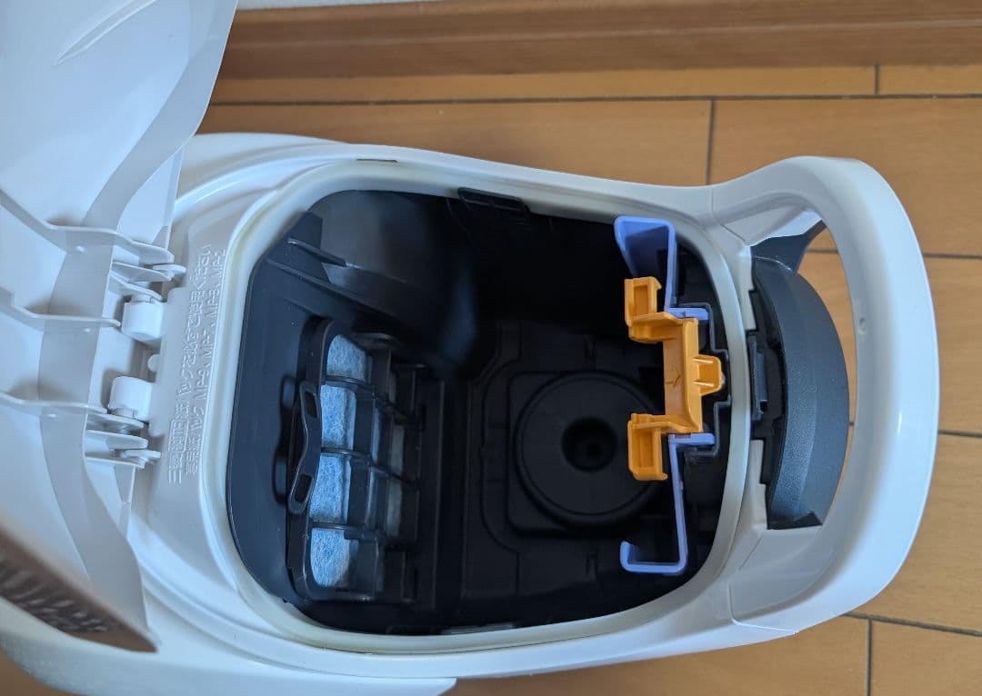 三菱紙パック式掃除機 TC-FJ2X