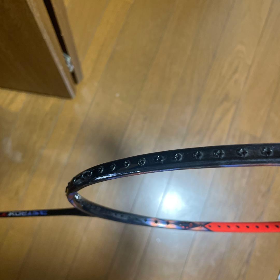 かわうそくんYONEX ASTROX 77 PRO バドミントンラケット