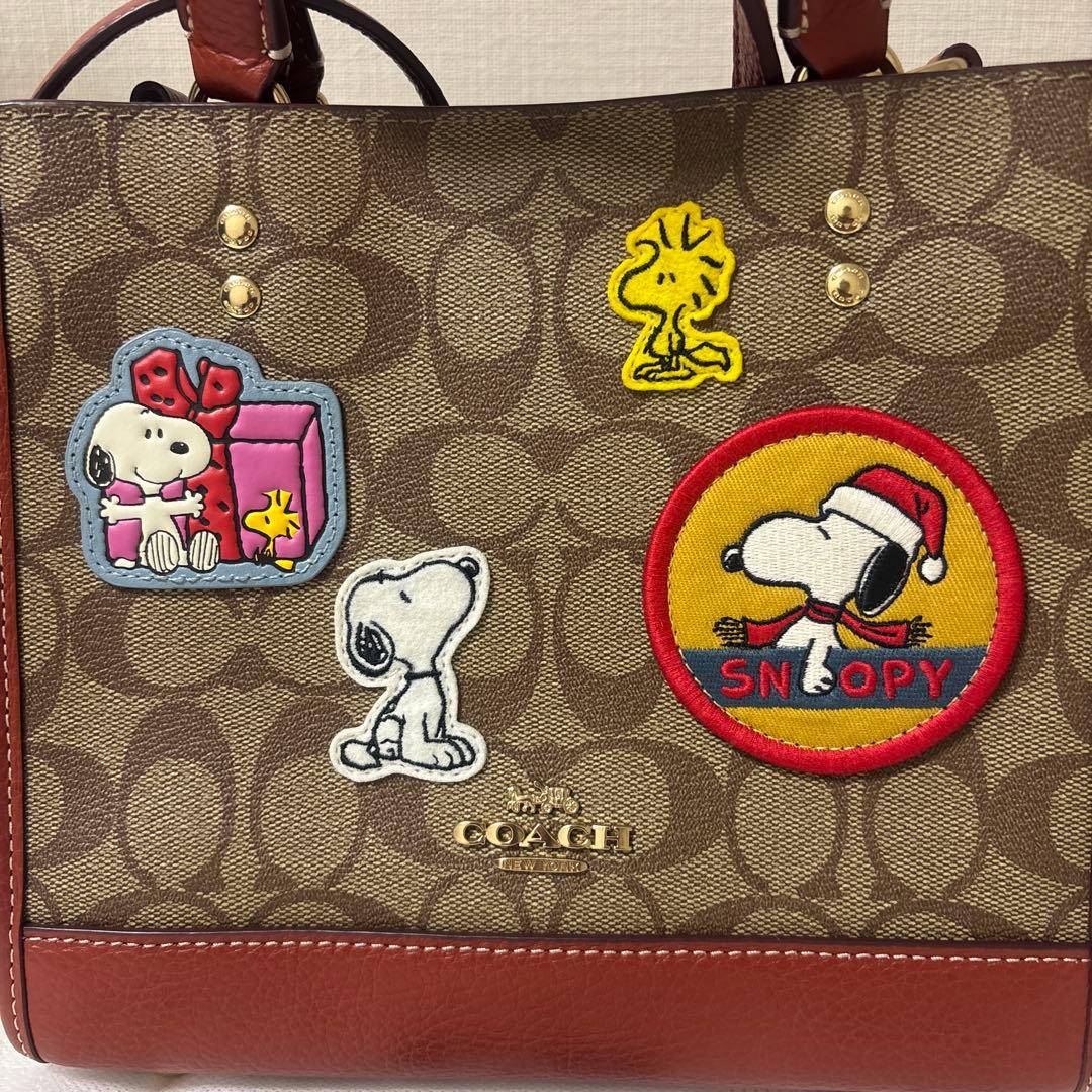 KOBAMIです　　新品未使用品　COACH スヌーピー　スヌーピーバッグ