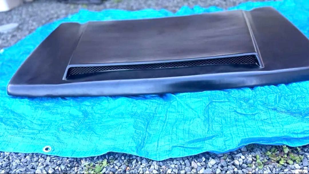 山口ジムニーjb64 jb74 FRP製 ボンネットエアインテーク