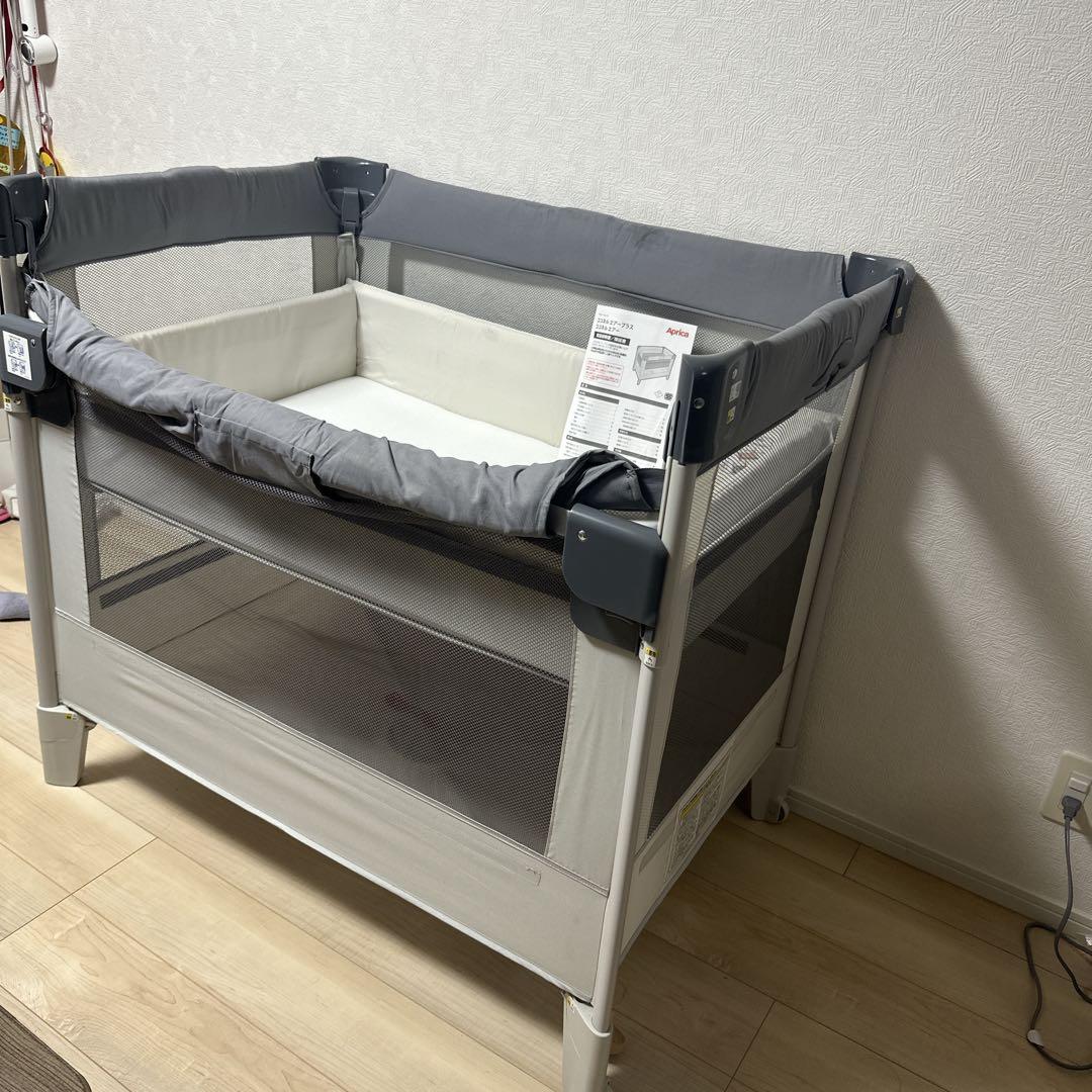 アップリカ ココネルエアー AB グレーベアー ベビーベッド